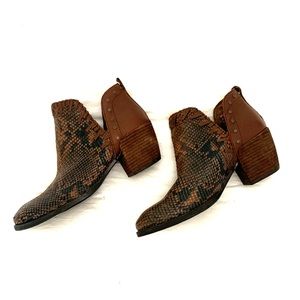 Santa Fe in Tuscany ankle boots